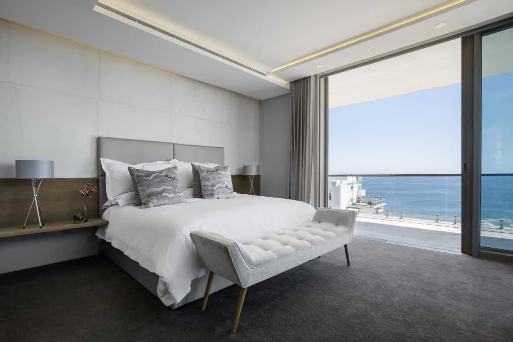 property_[object Object]_4