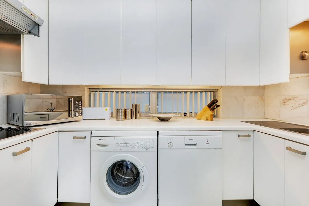 property_[object Object]_14