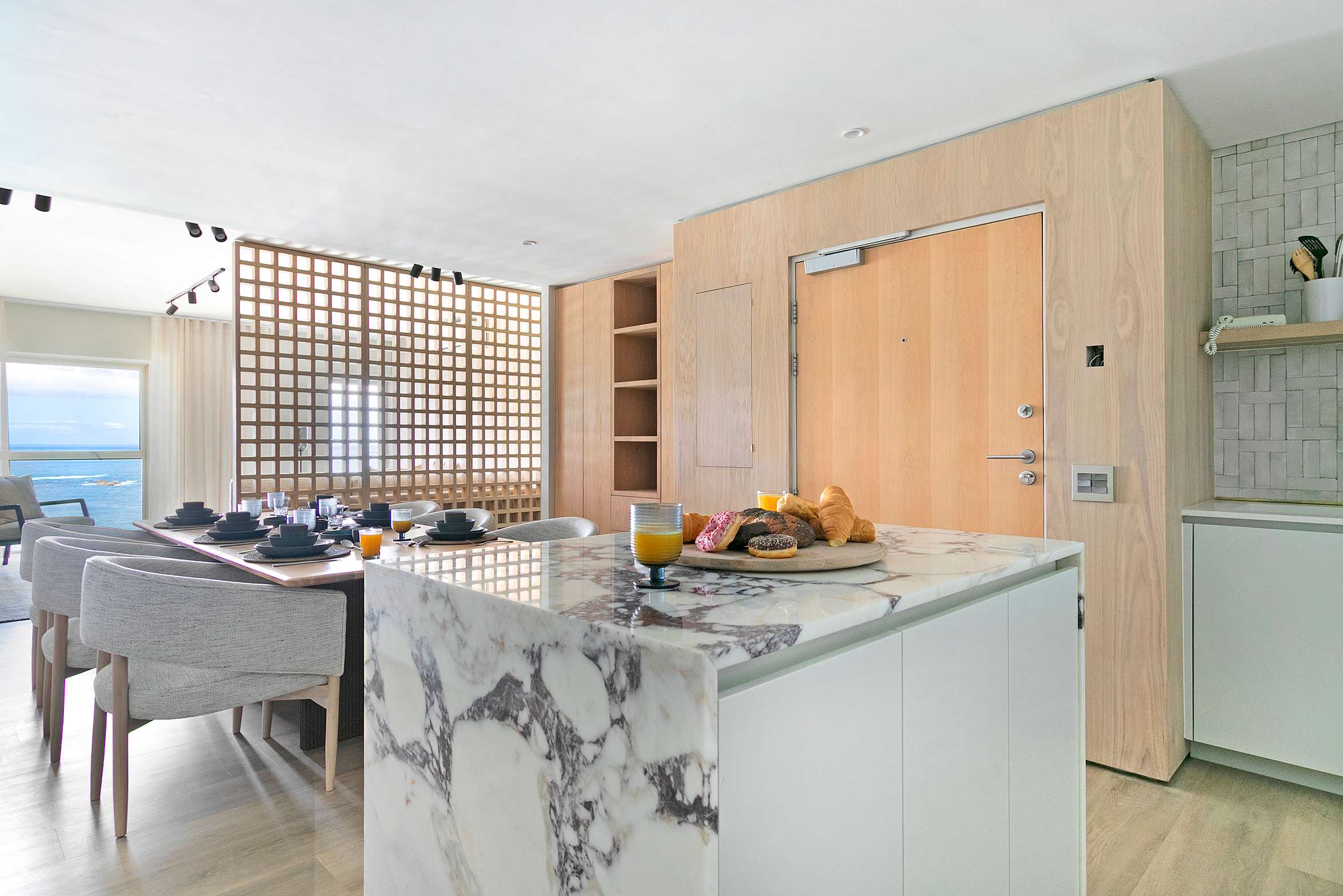 property_[object Object]_10