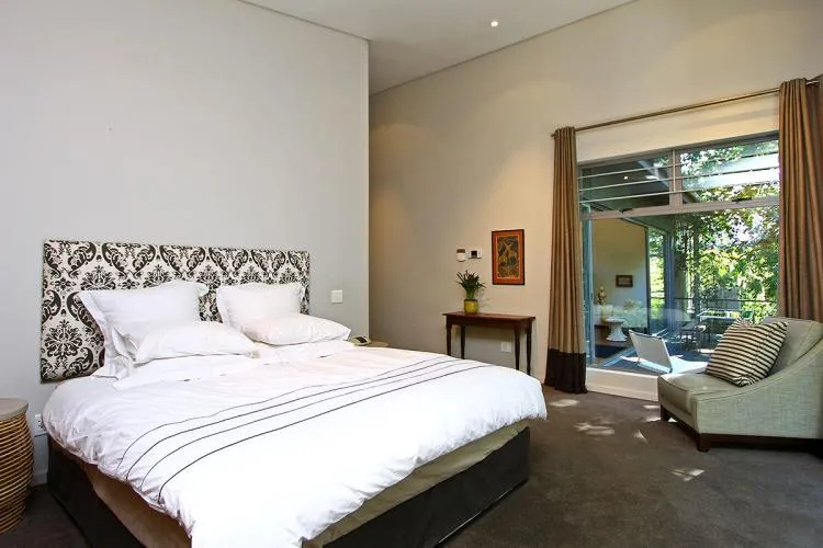 property_[object Object]_7