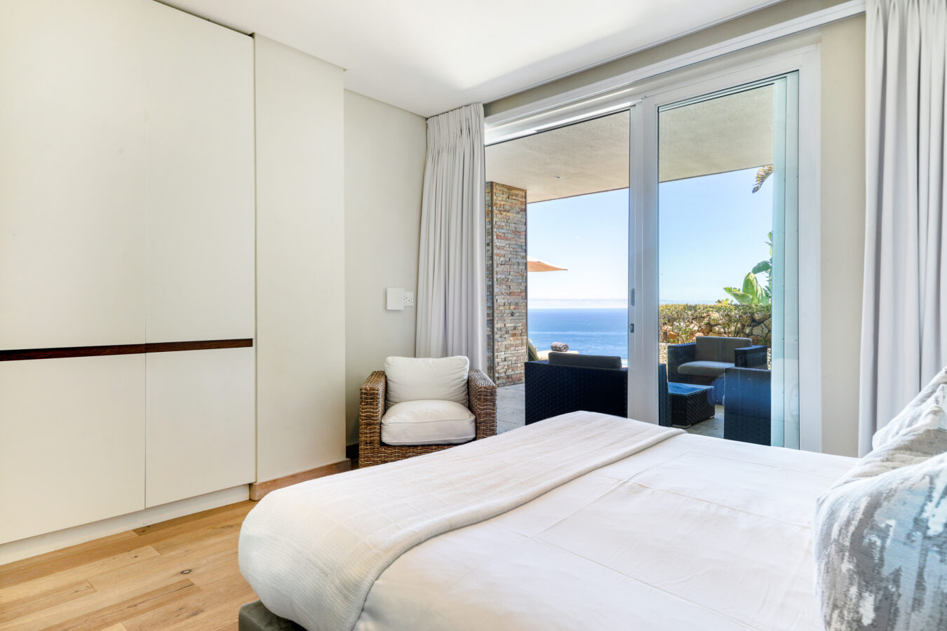 property_[object Object]_24