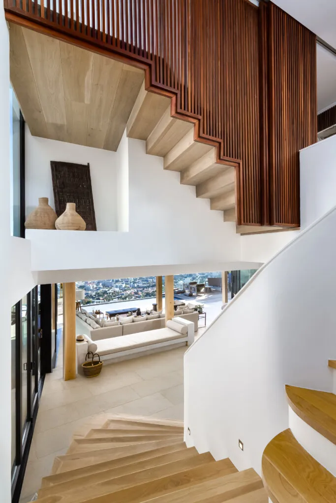 property_[object Object]_34