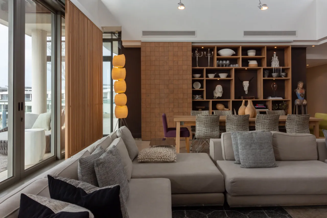 property_[object Object]_37