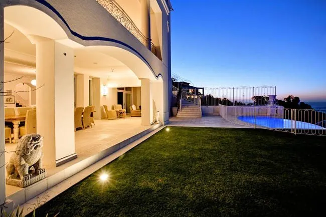 Villa Eight, Bantry Bay