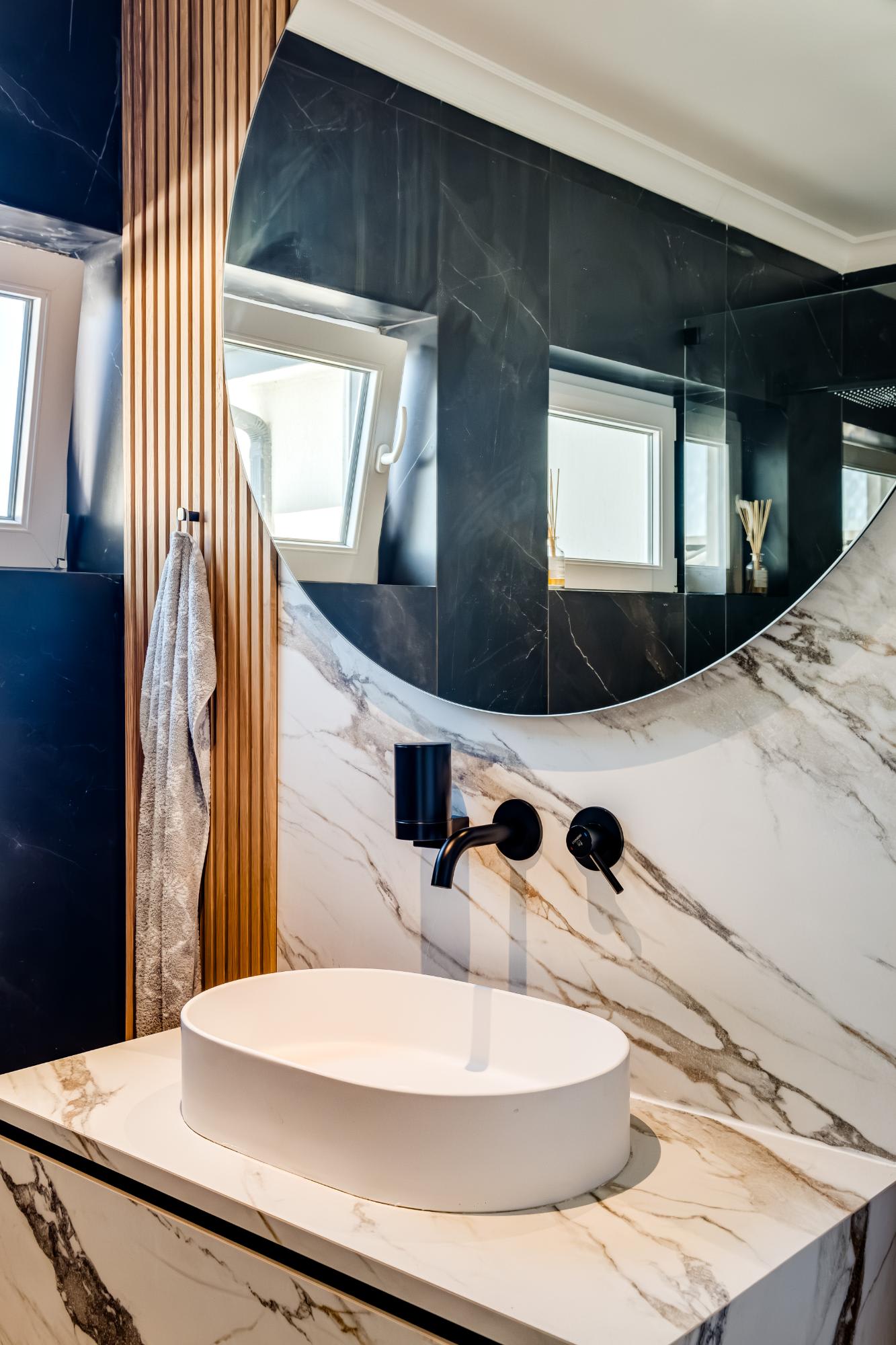 property_[object Object]_23