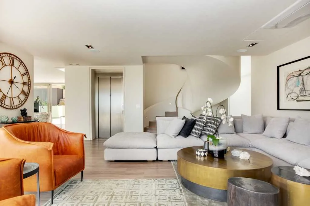 property_[object Object]_8