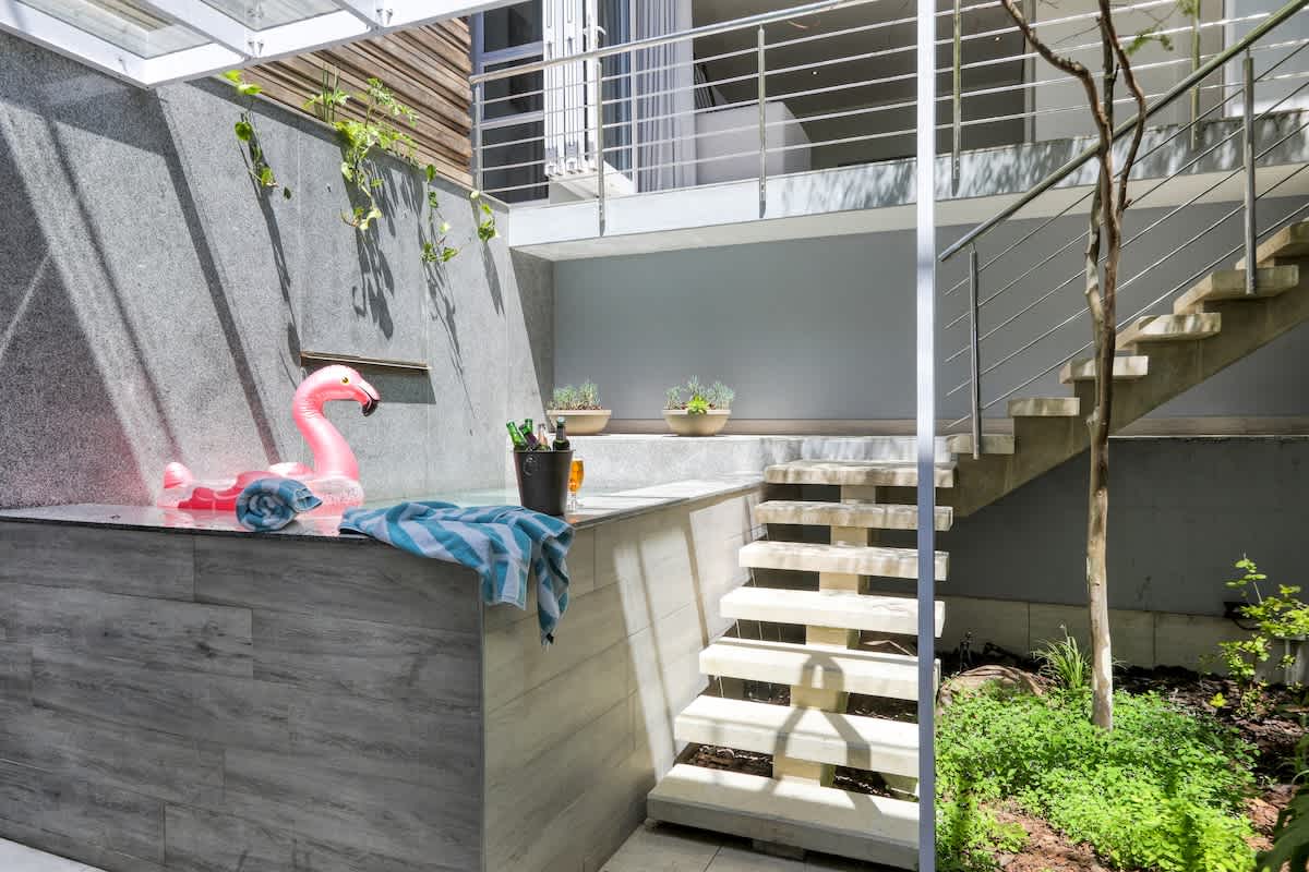 property_[object Object]_5