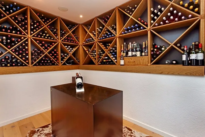 property_[object Object]_24