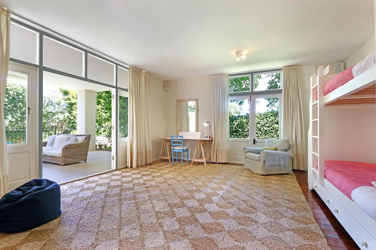 property_[object Object]_16