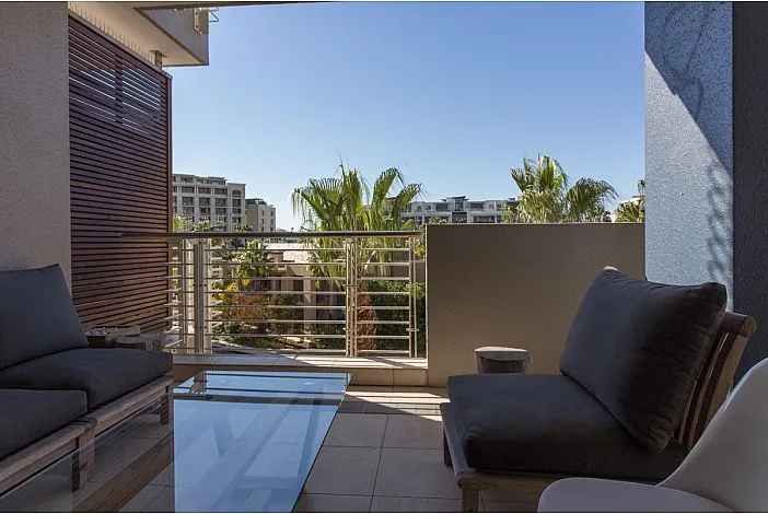 property_[object Object]_12