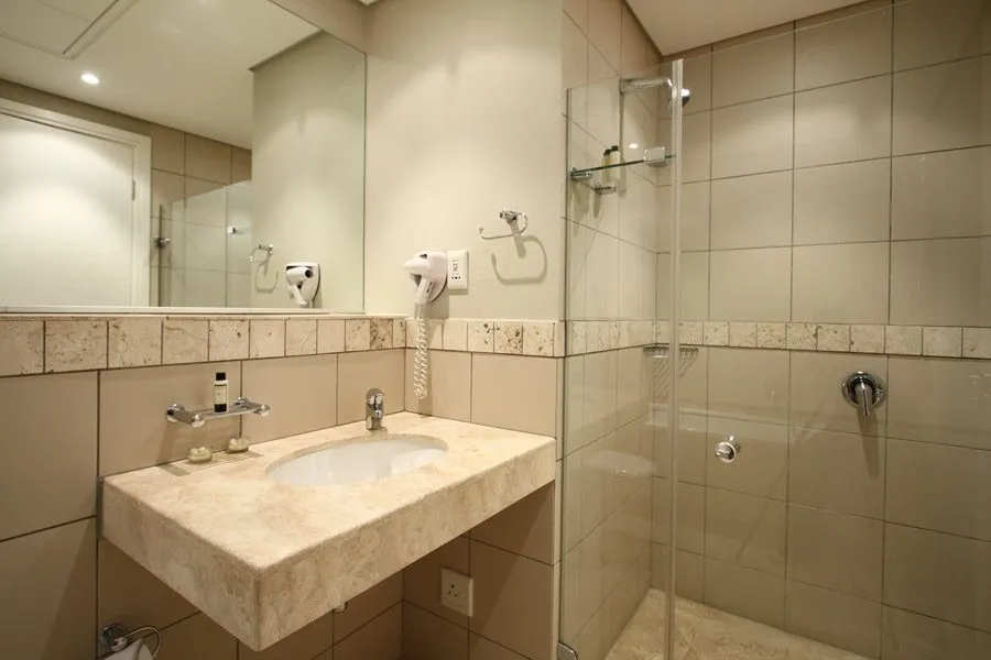 property_[object Object]_16