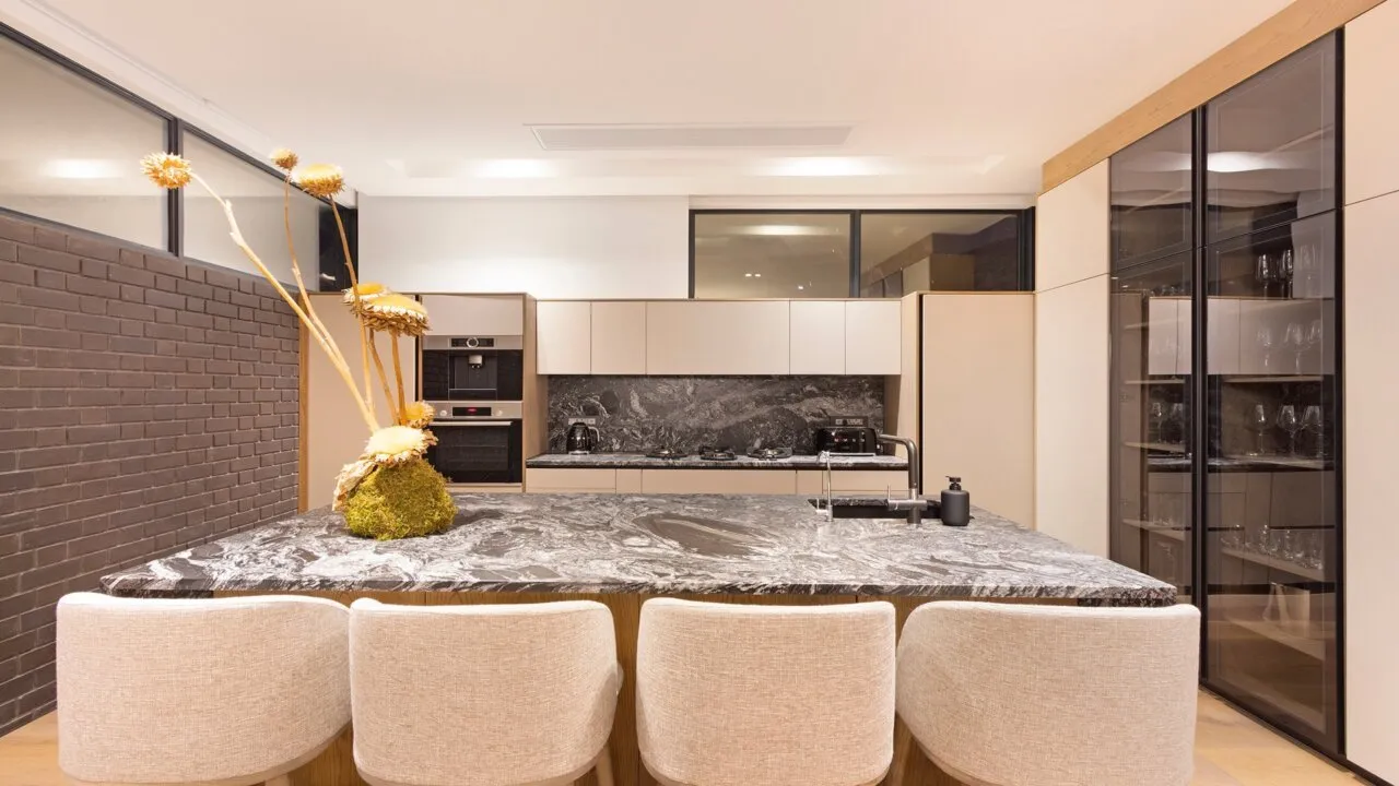 property_[object Object]_39