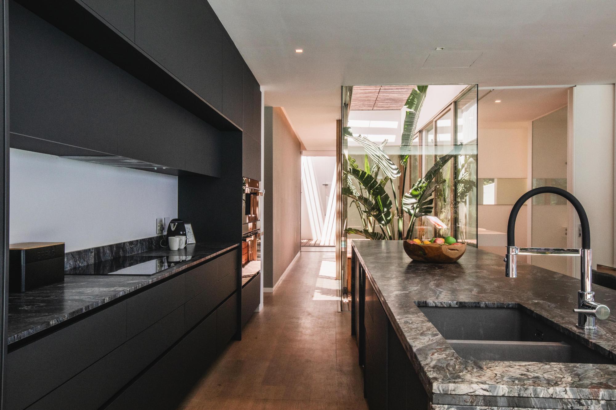 property_[object Object]_18