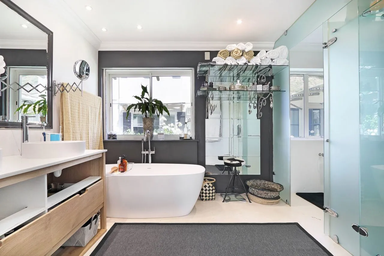 property_[object Object]_11