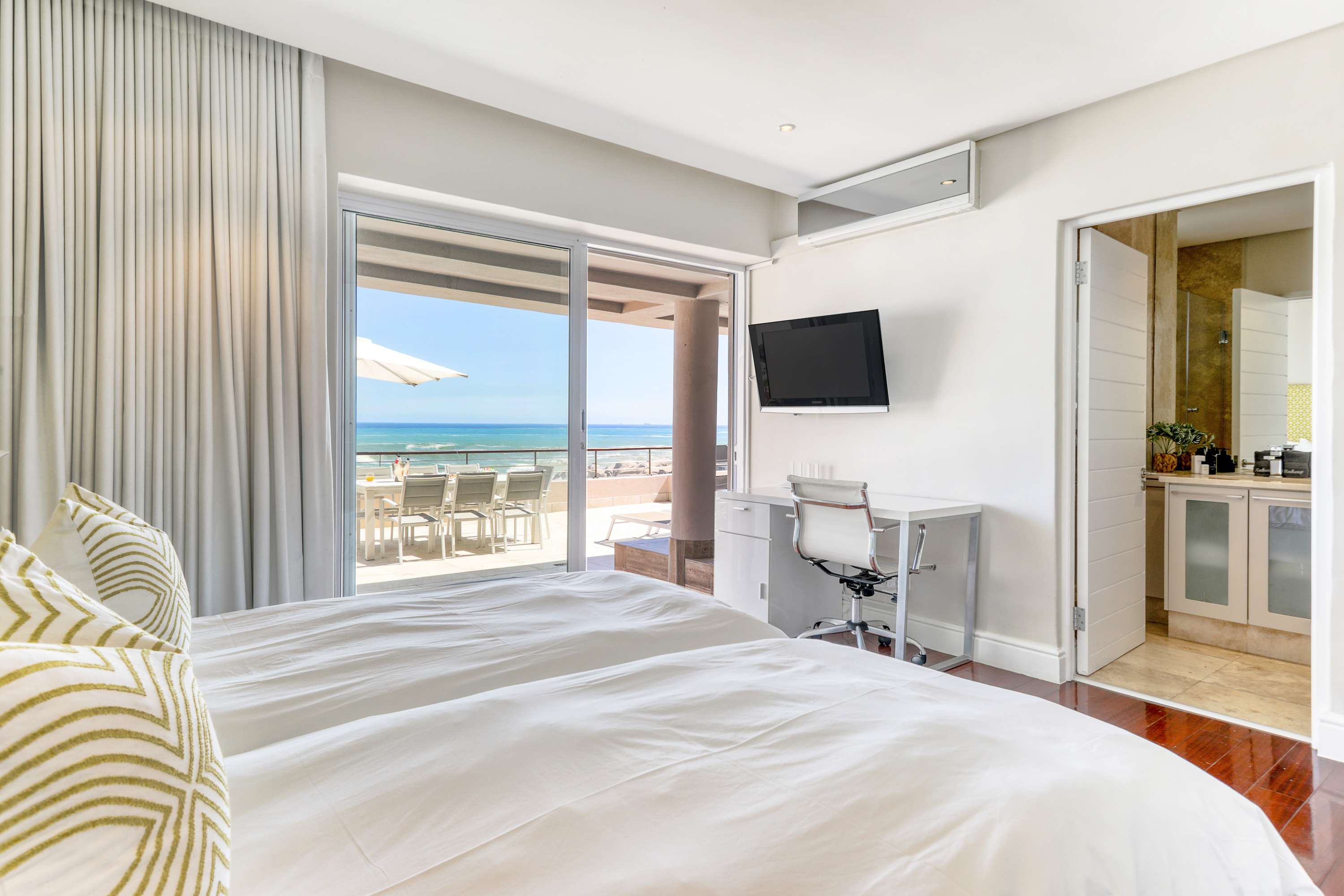 property_[object Object]_24