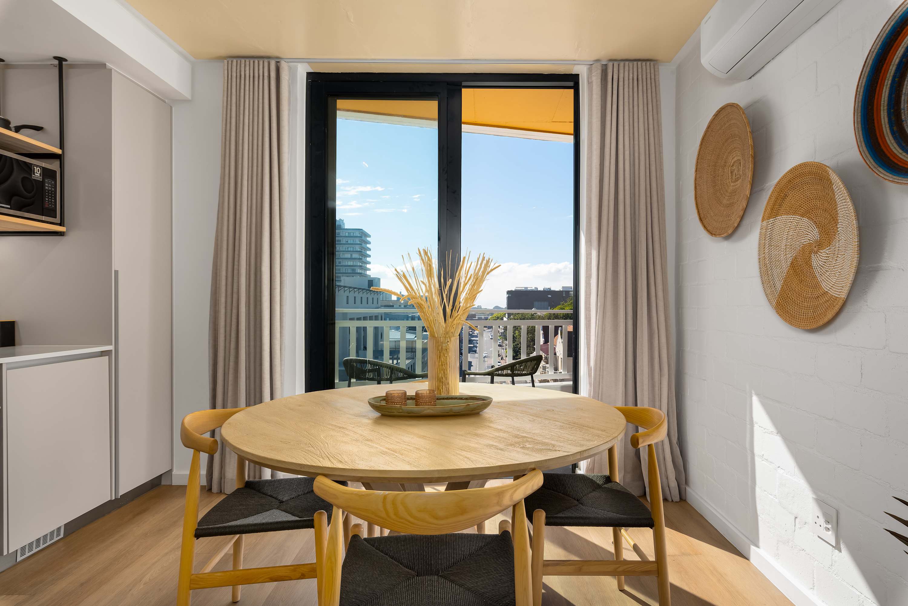 property_[object Object]_6