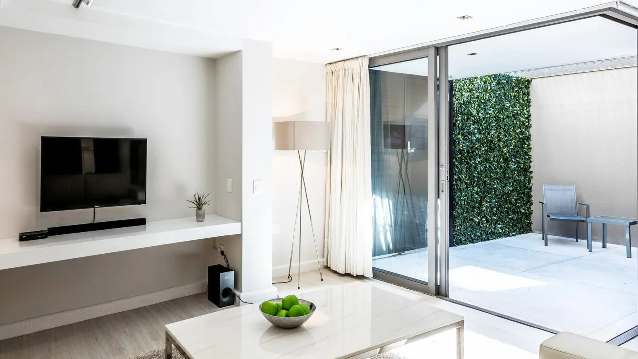 property_[object Object]_4