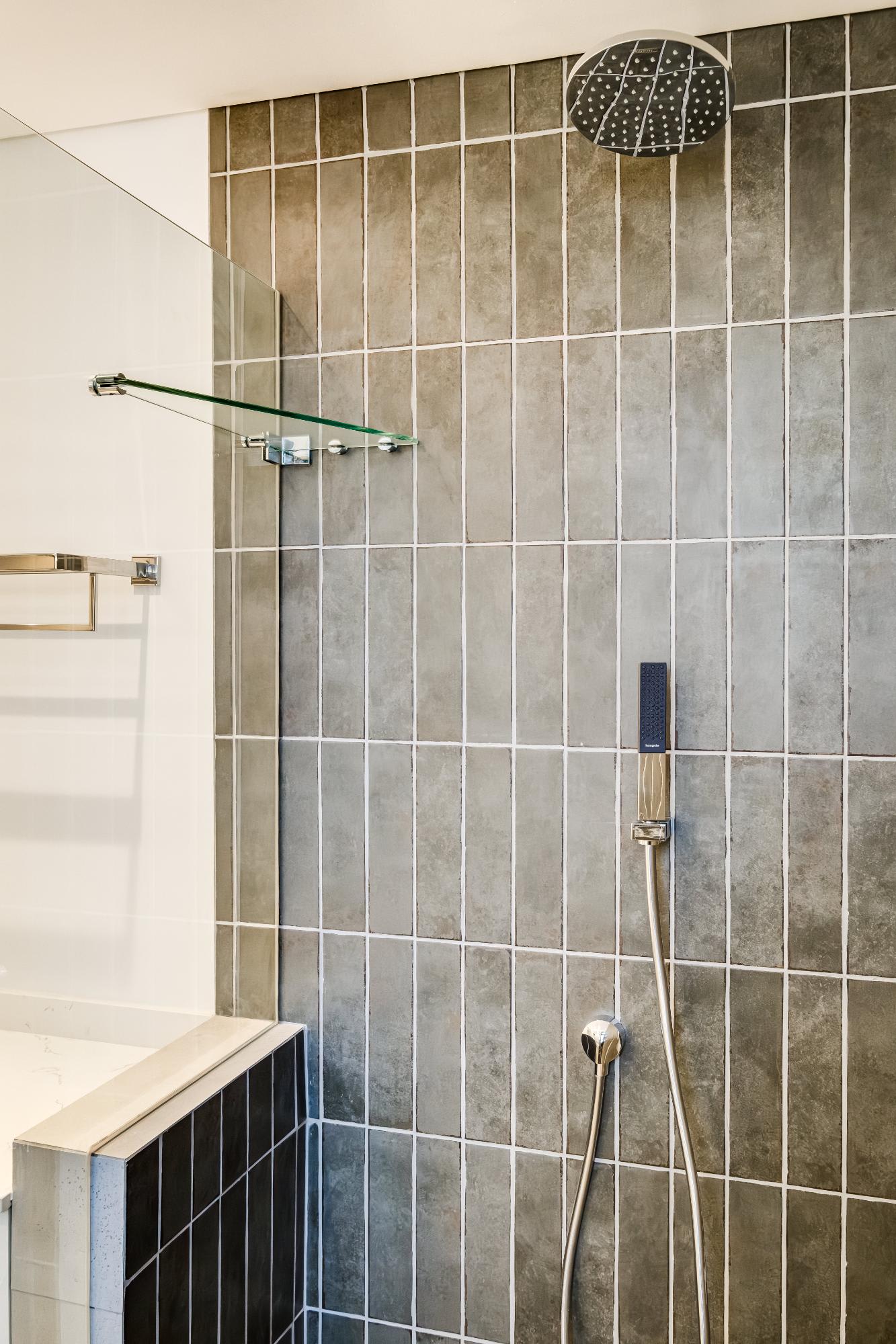 property_[object Object]_18