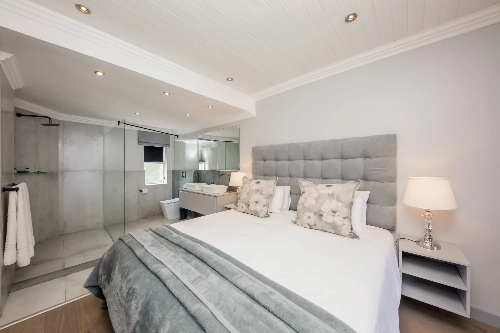 property_[object Object]_6