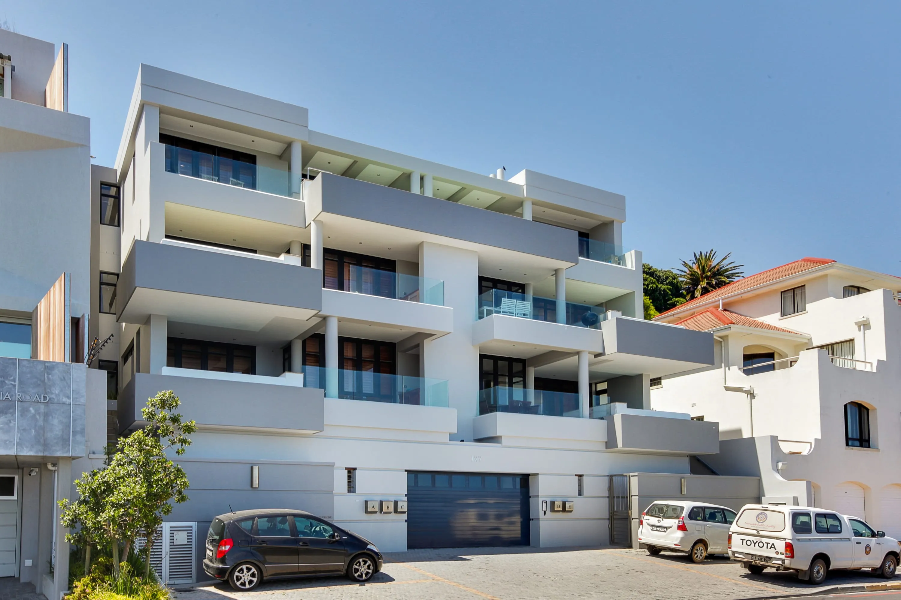 property_[object Object]_33