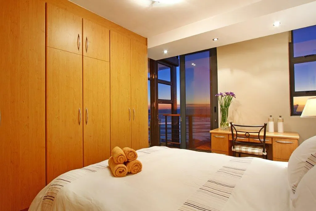 property_[object Object]_10