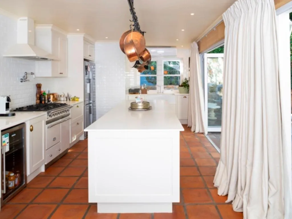 property_[object Object]_11