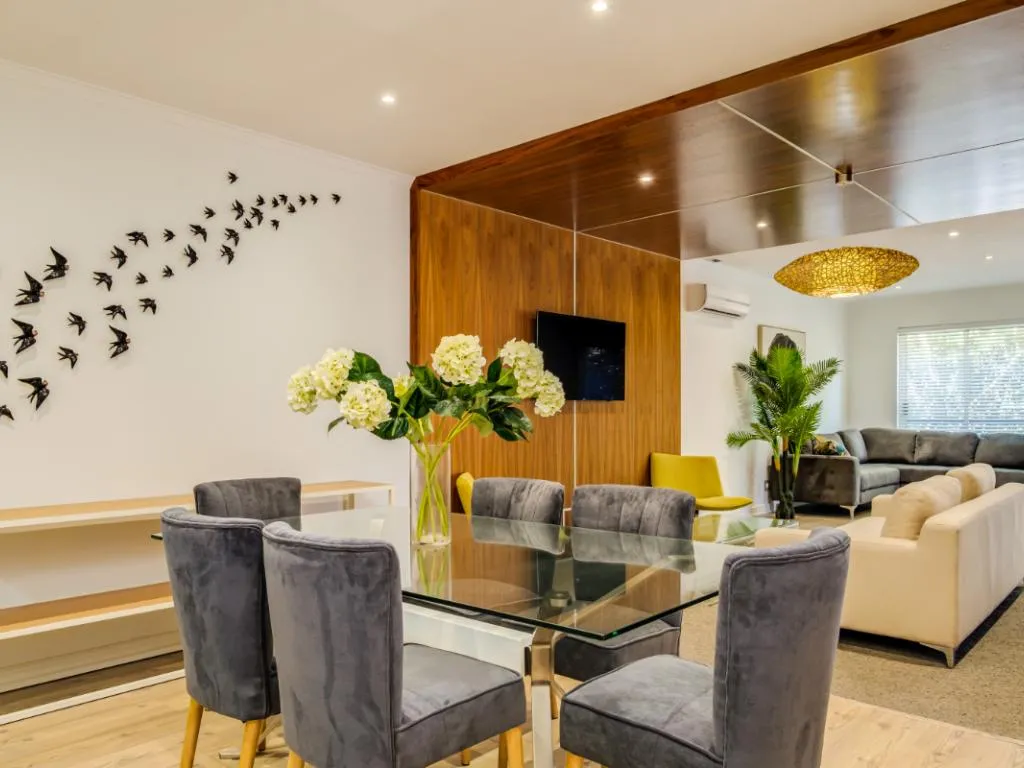 property_[object Object]_10