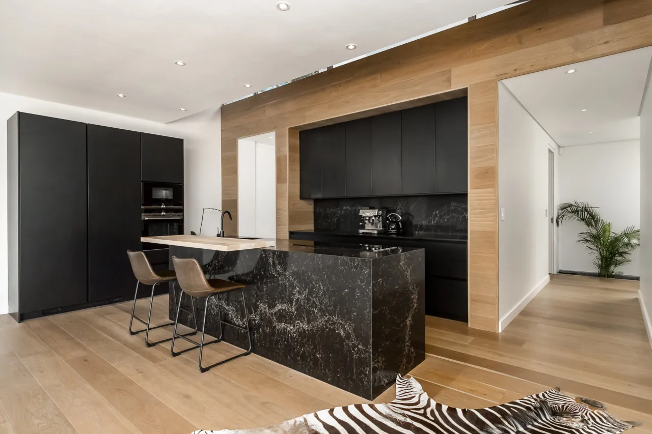 property_[object Object]_7