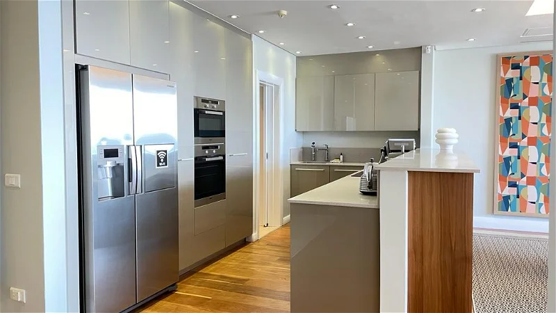 property_[object Object]_10