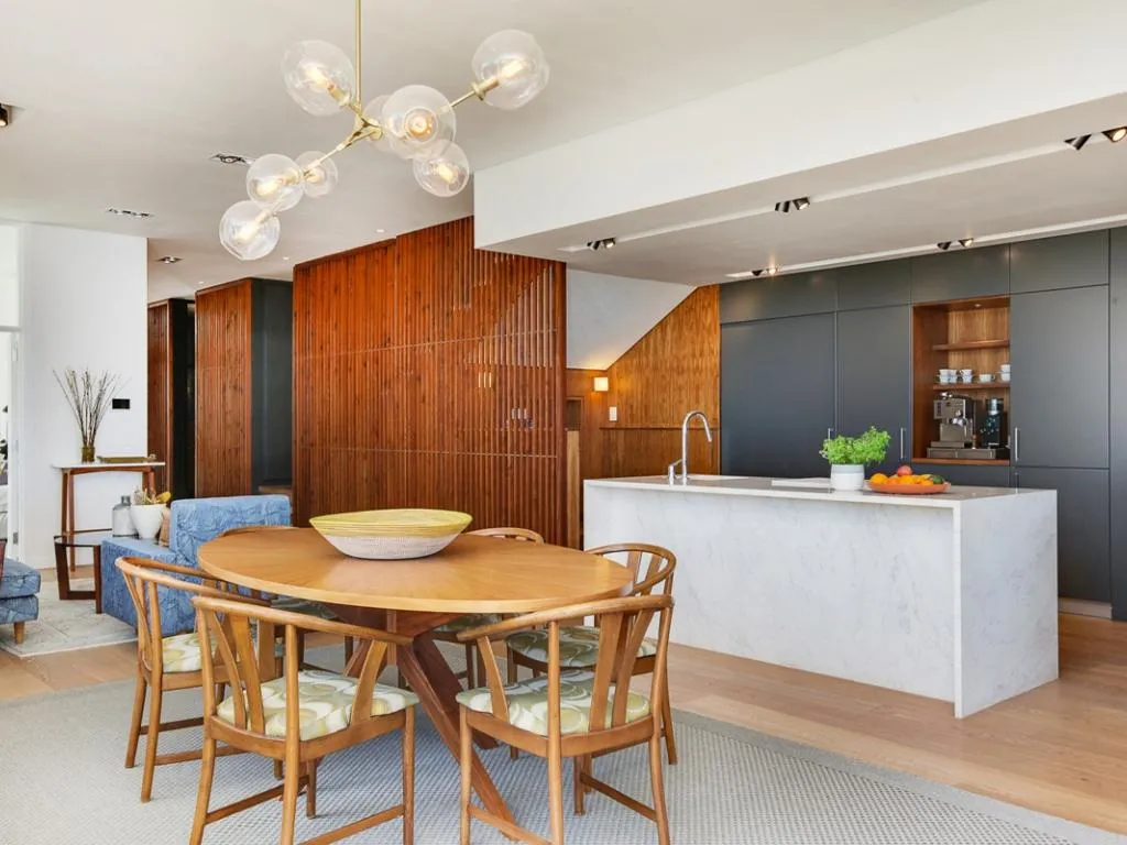 property_[object Object]_6