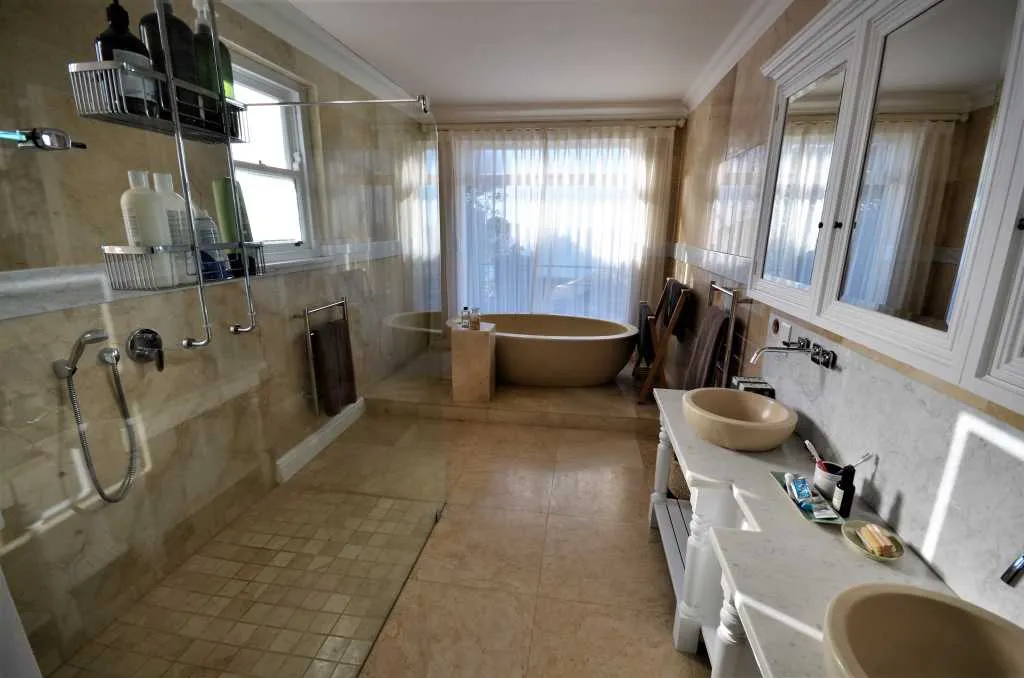 property_[object Object]_31