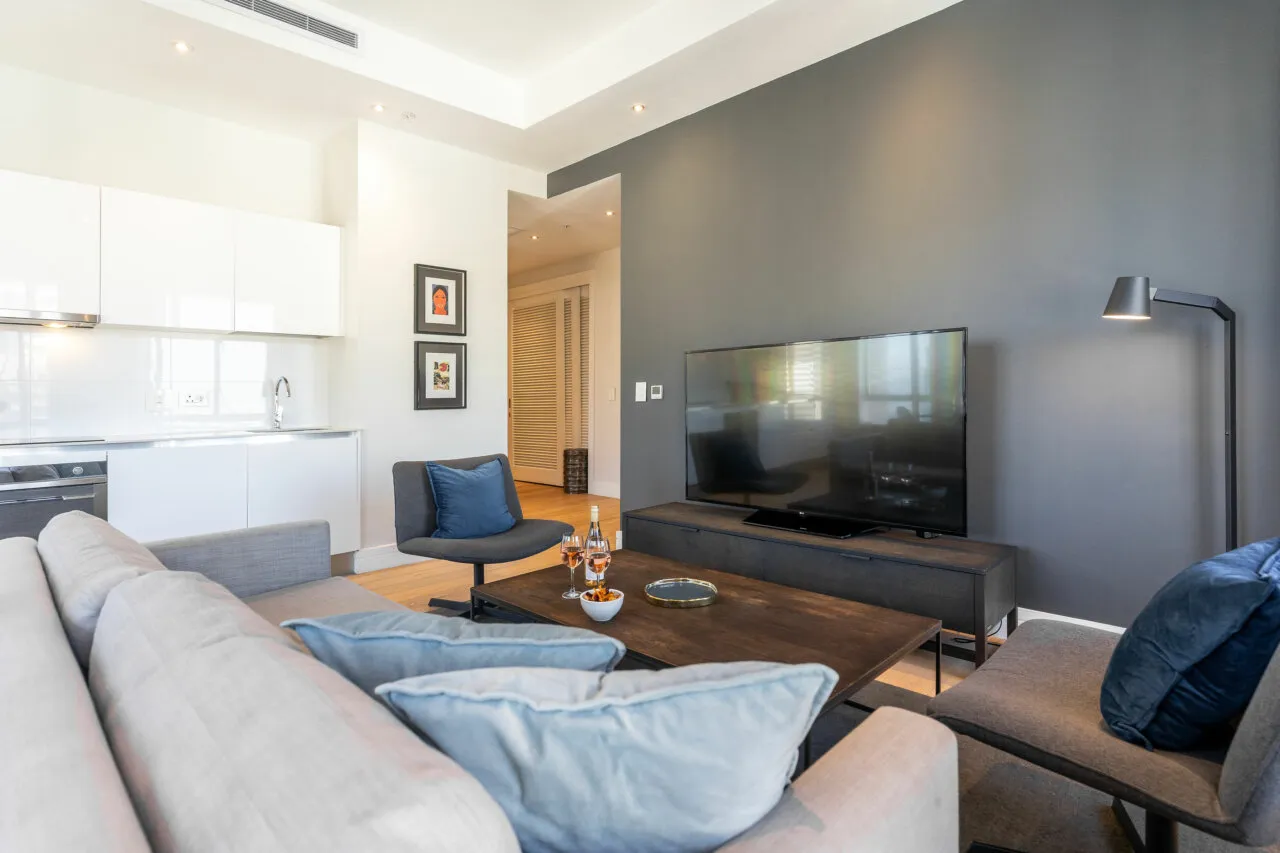 property_[object Object]_10