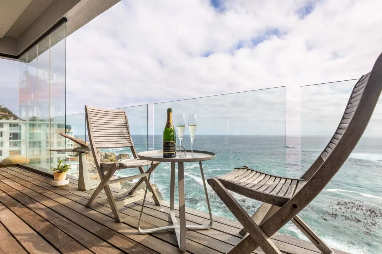 Miramar, Bantry Bay