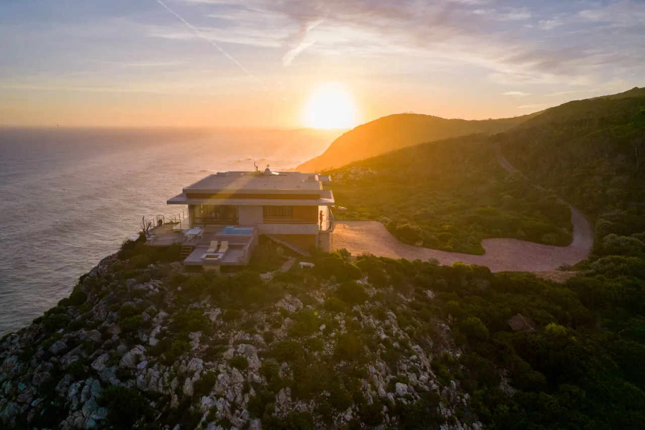 property_[object Object]_12