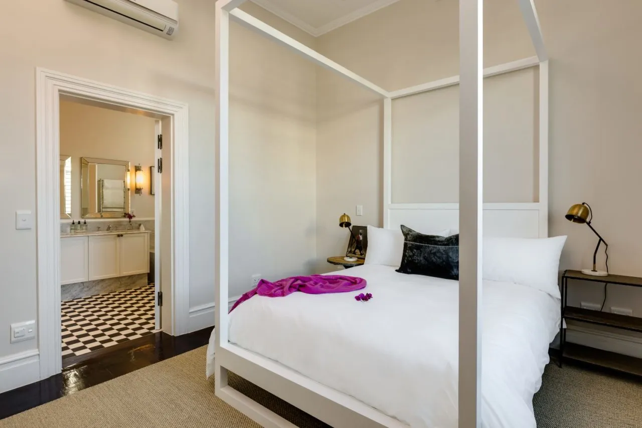 property_[object Object]_13