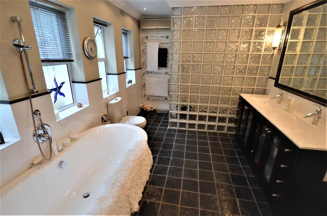 property_[object Object]_9