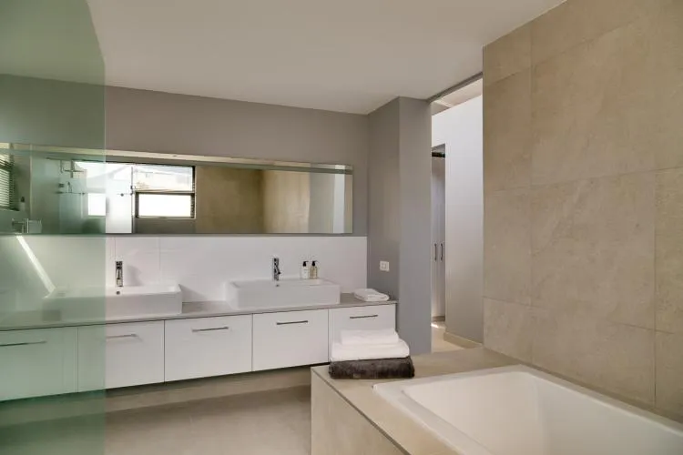 property_[object Object]_3