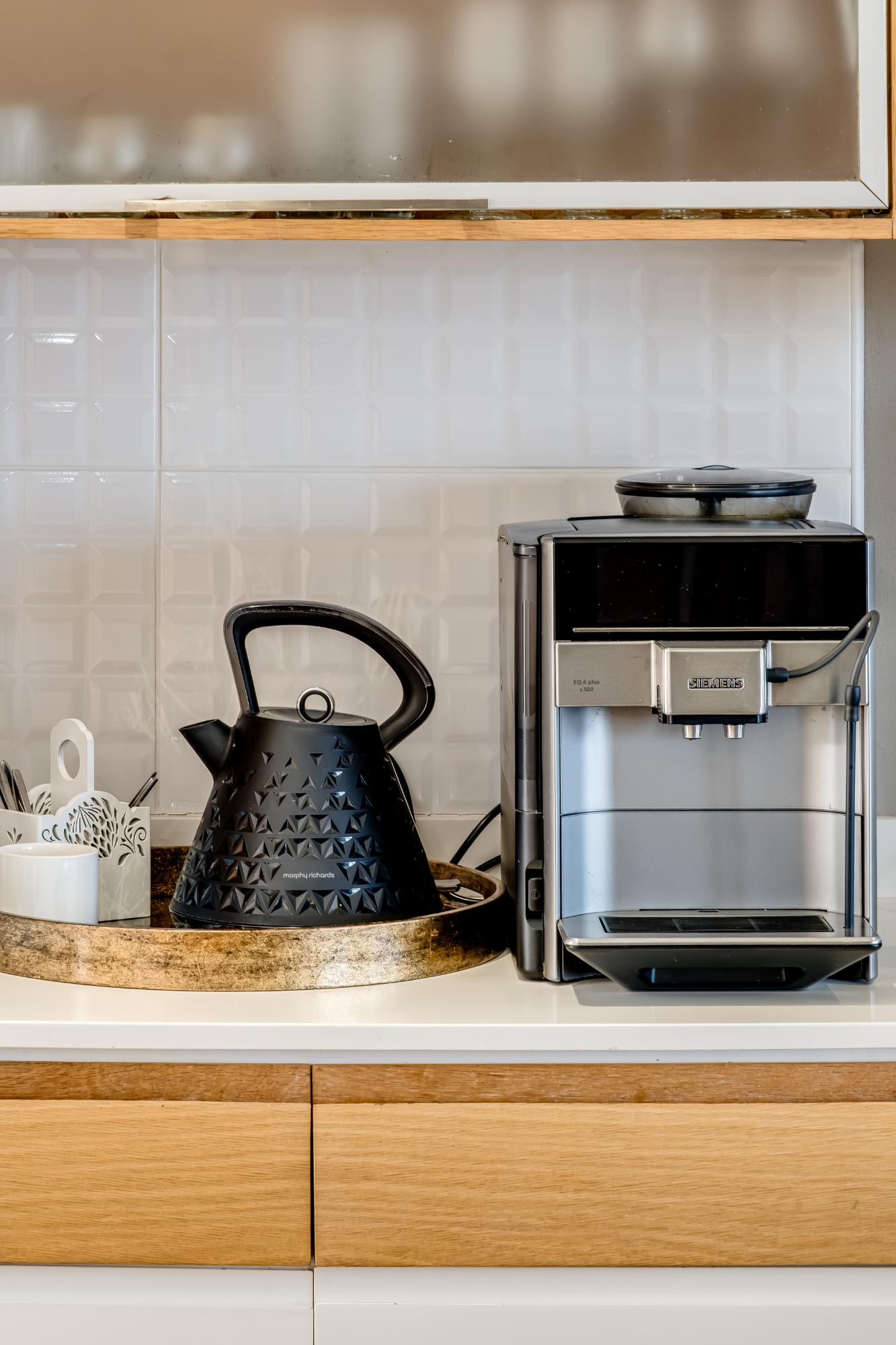 property_[object Object]_16