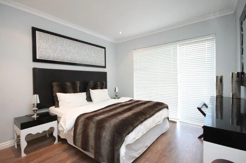 property_[object Object]_4