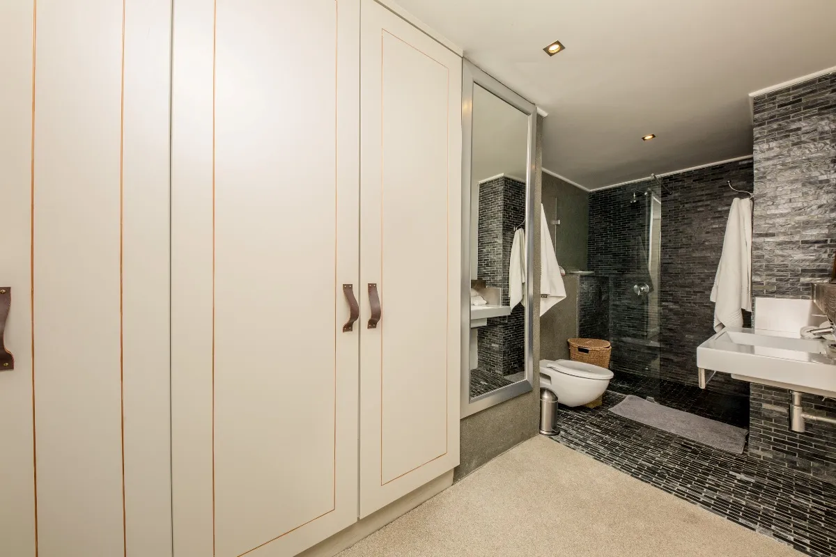 property_[object Object]_5