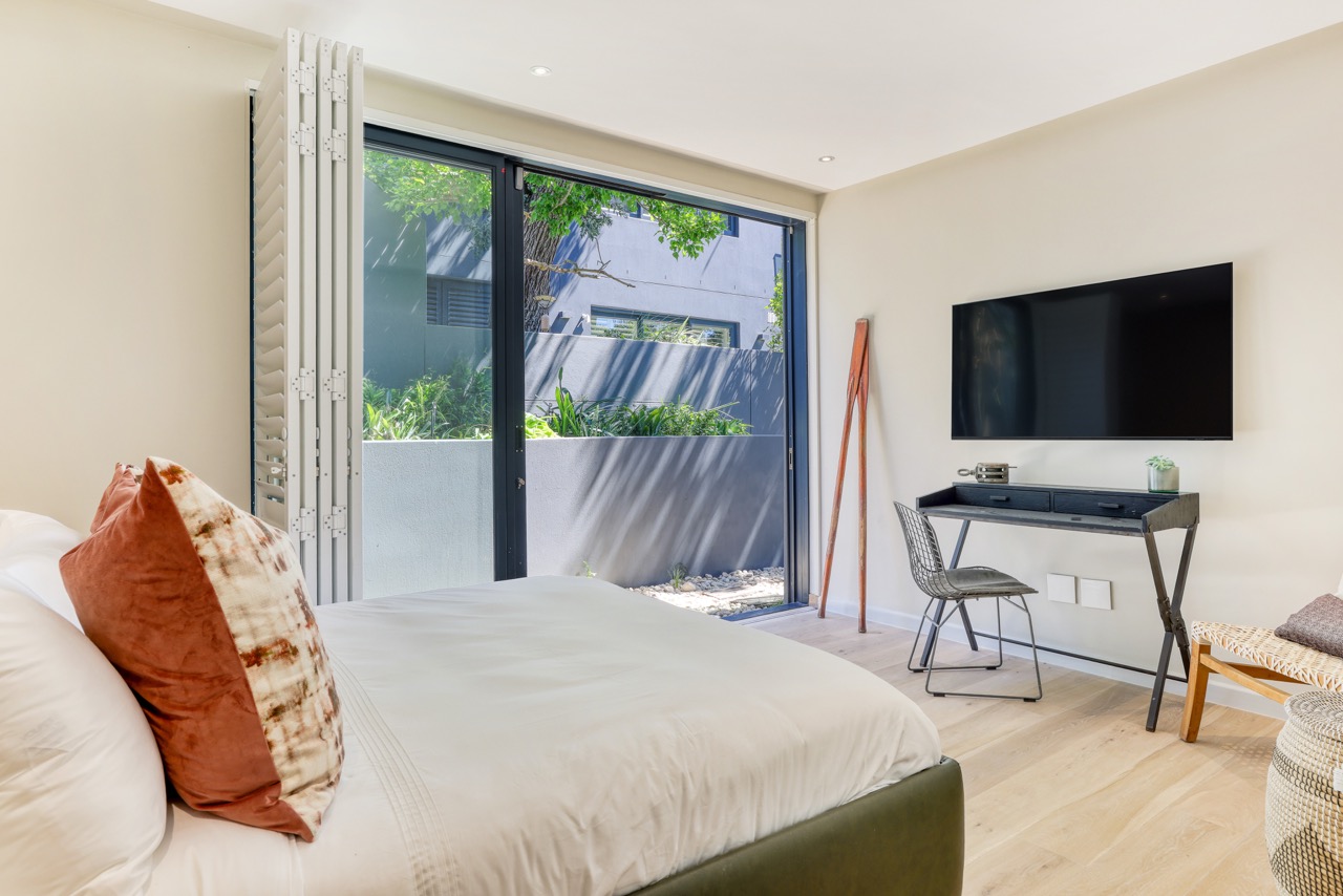 property_[object Object]_8