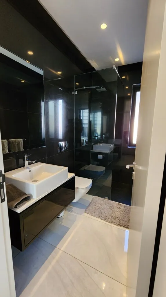 property_[object Object]_4