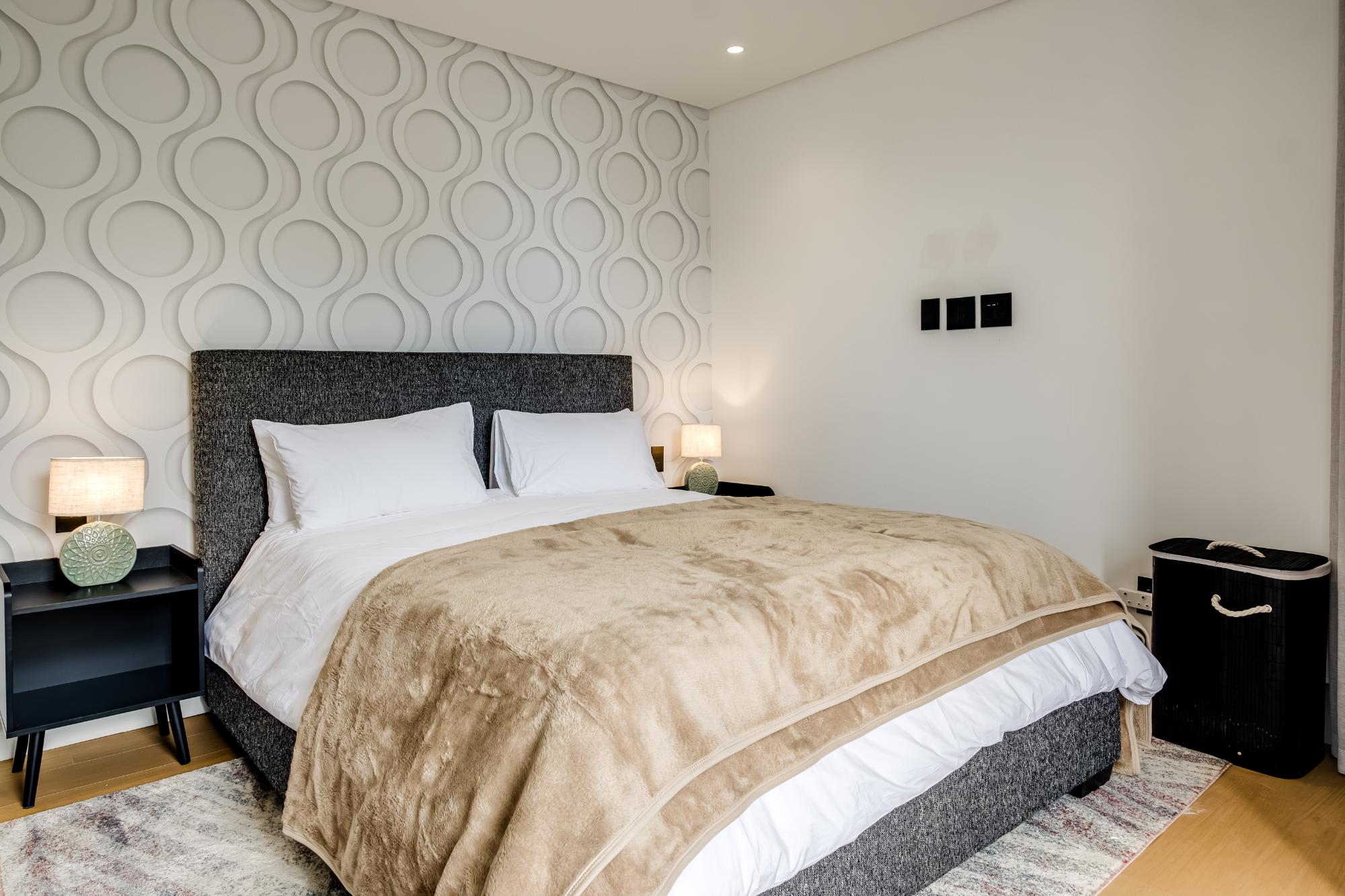 property_[object Object]_27