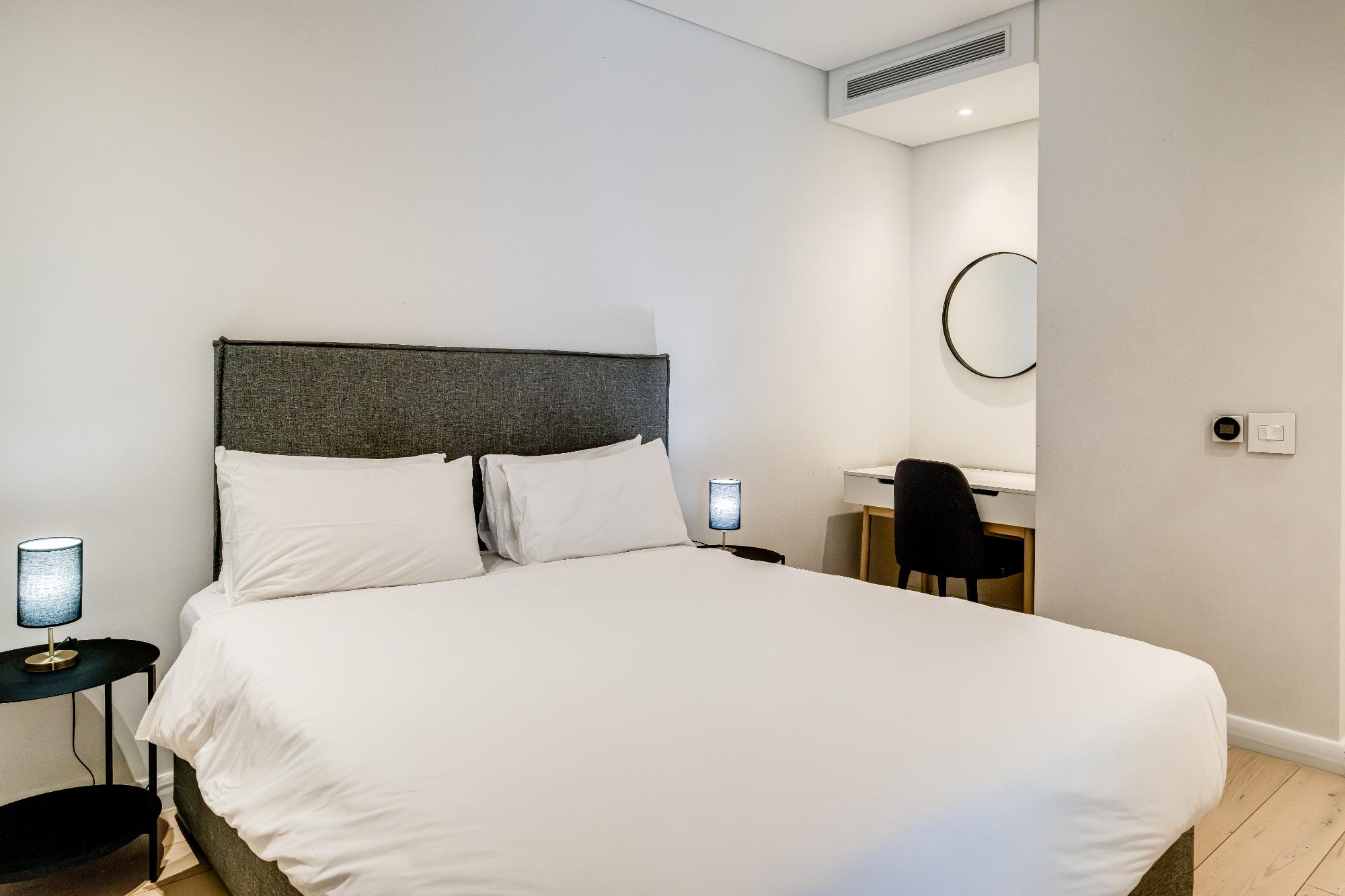 property_[object Object]_7