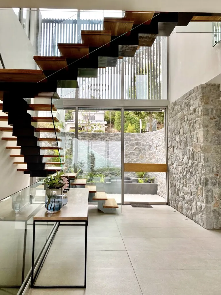 property_[object Object]_12