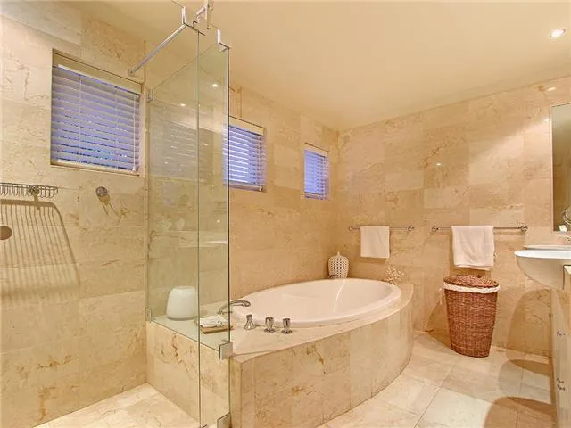 property_[object Object]_15