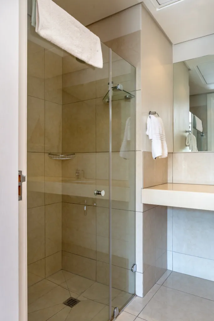 property_[object Object]_18