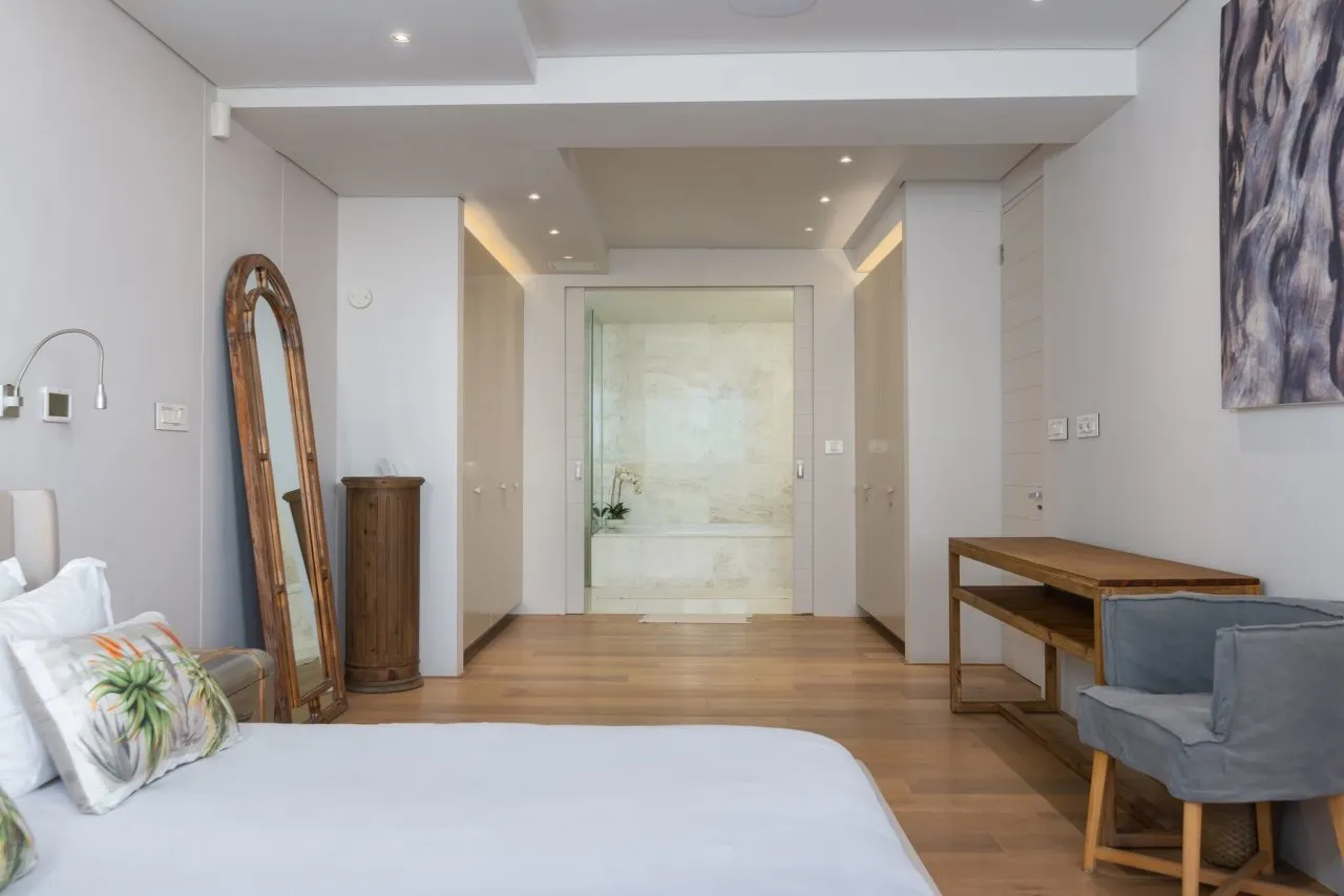 property_[object Object]_16