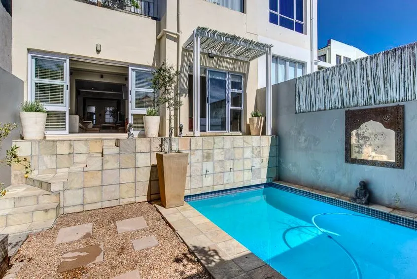 Bertram Terrace, Sea Point