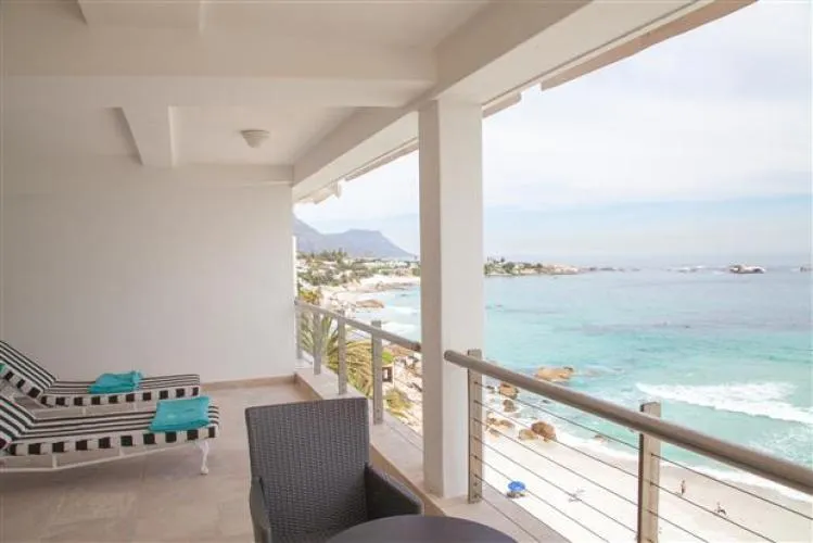 Le Petit Mer, Clifton, Clifton